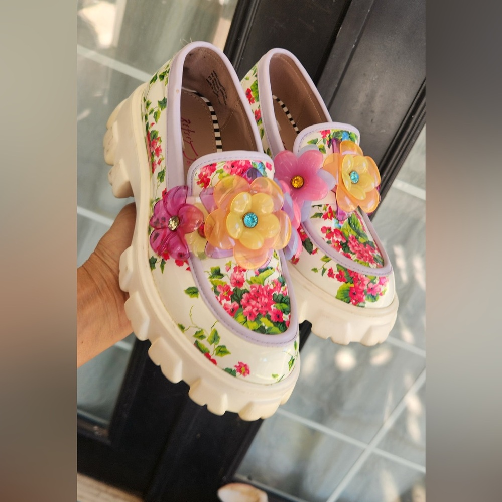Betsey Johnson White Floral Chunky Loafers with Pink & Orange Flower Accents - Picture 2 of 7